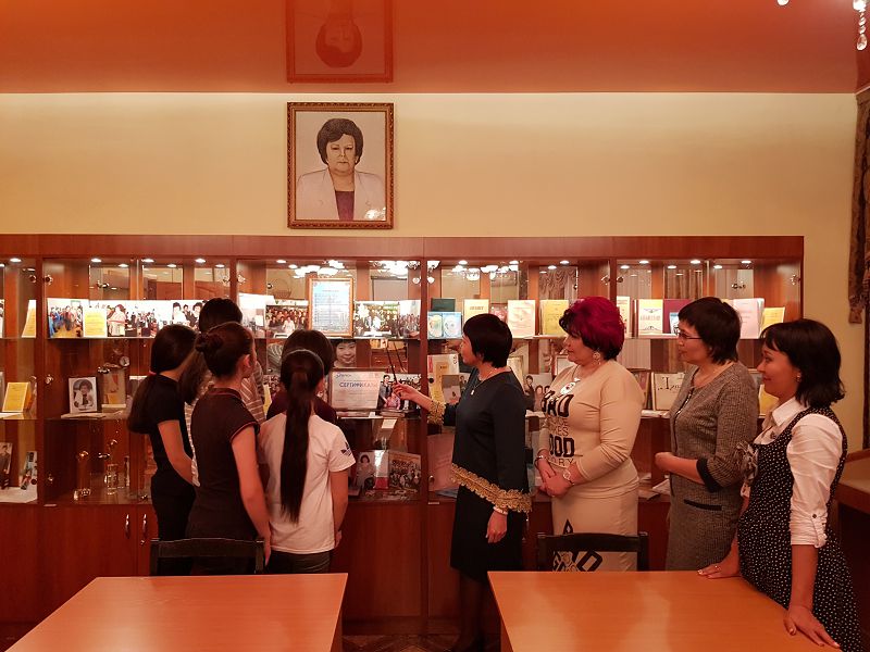 Qanıpa Bitibaeva dáris bergen qarashańyraq