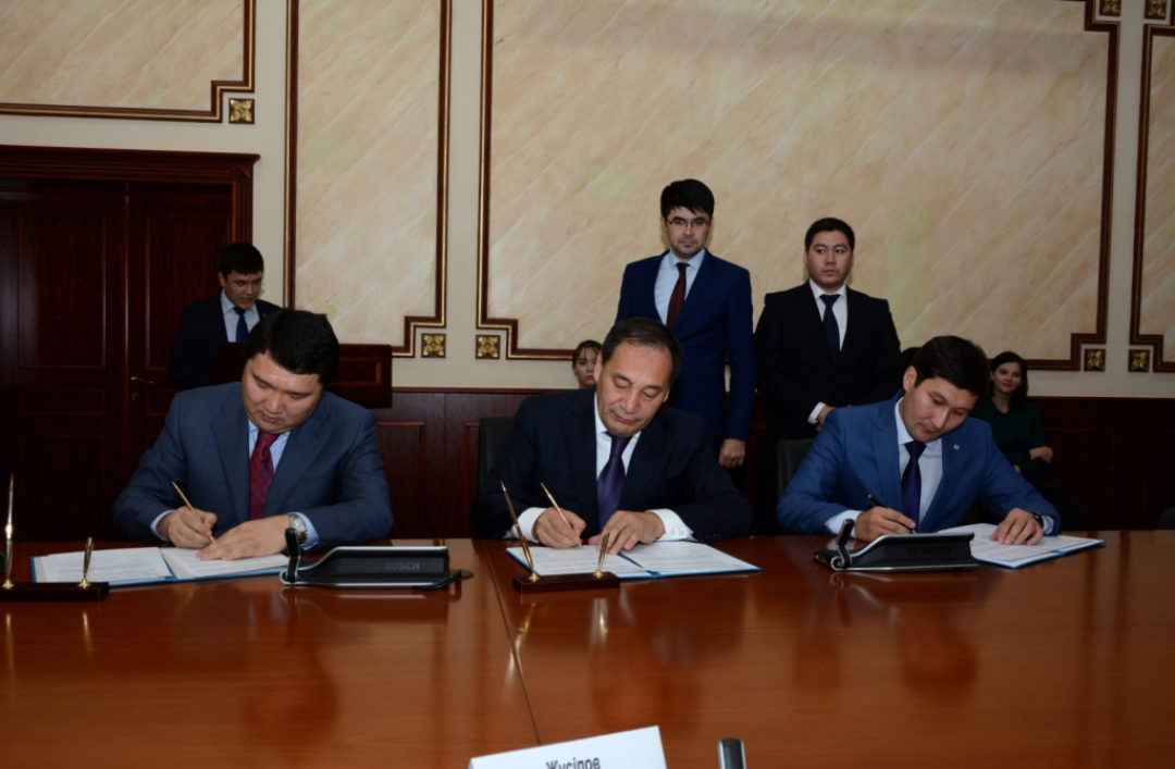 Jańaózende «Bıznes kapıtal» jobasynyń tusaýy kesildi