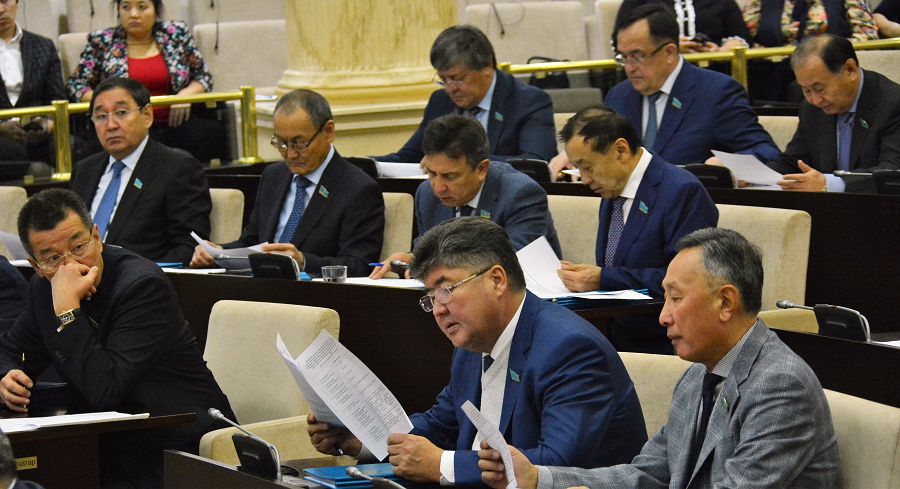 Sybaılas jemqorlyqqa qarsy zań jobasy qaıda joǵaldy?