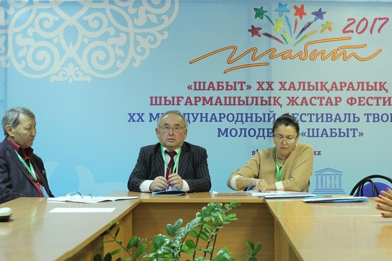 Shabyt-2017: «Úzdik ádebı shyǵarma» atalymy boıynsha jeńimpazdar anyqtaldy