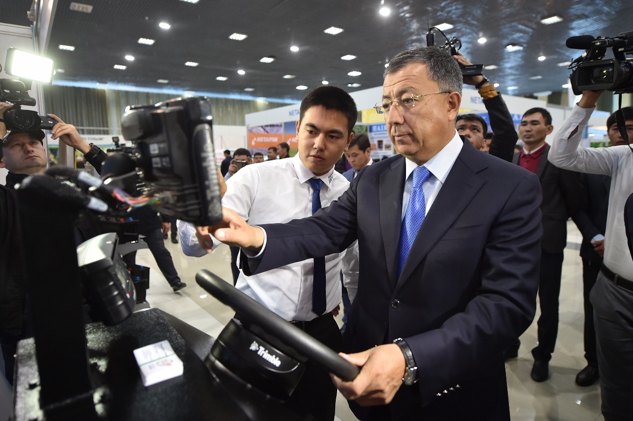 OQO-da halyqaralyq mamandandyrylǵan aýylsharýashylyq kórmesi bastaldy