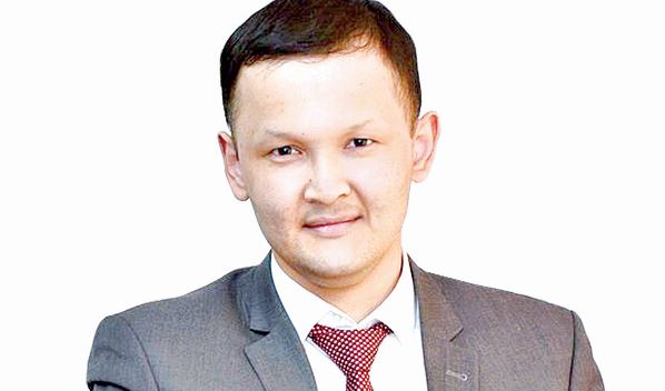 Jýrnalıstıka fakýltetterin jabý kerek pe?
