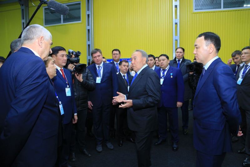 Elbasy qostanaılyq dıqandarǵa alǵysyn bildirdi