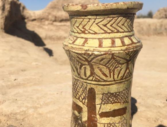 Saraıshyqtan dárilik maılarǵa arnalǵan erekshe qysh ydys tabyldy