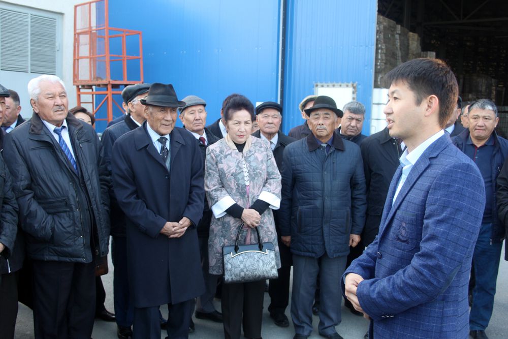 OQO ardagerleri óńirdegi birqatar zaýyttyń jumysymen tanysty