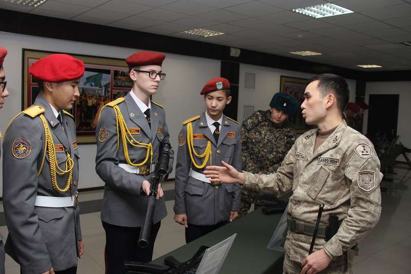 Ulttyq ulan sapyn astanalyq 50 jas tolyqtyrdy