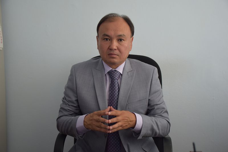 Erlan Saırov: Jańa álipbıdi qoǵamnyń barlyq býyny qoldap otyr