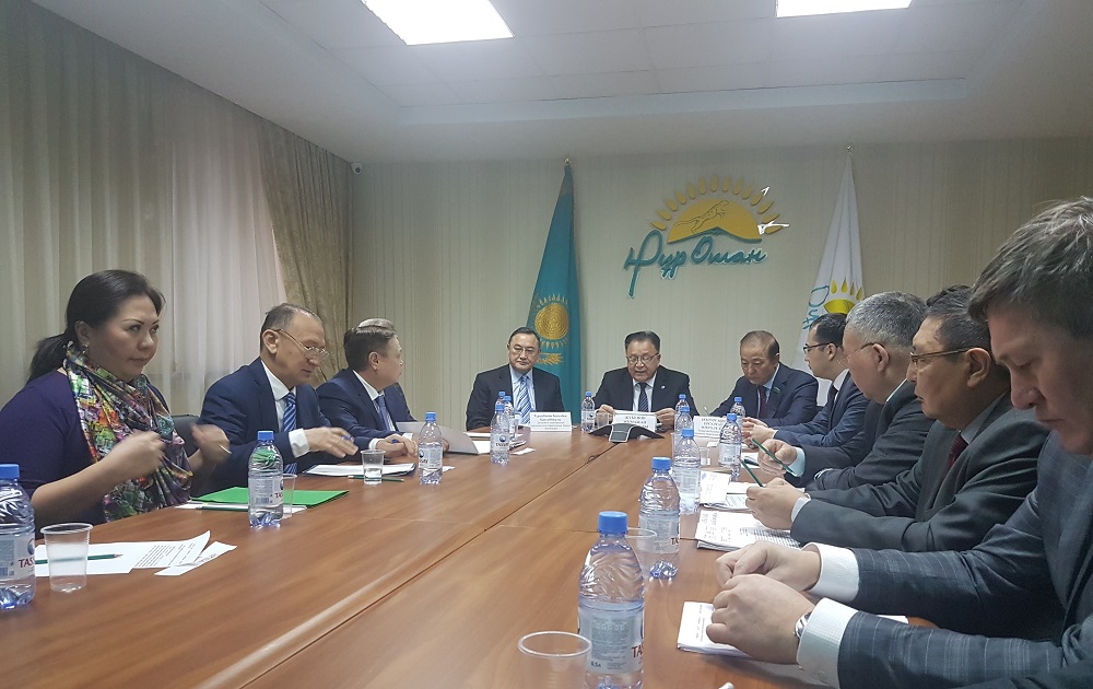 «Nur Otan» partııasynda «Kósh kólikti bolsyn» aksııasy ótti