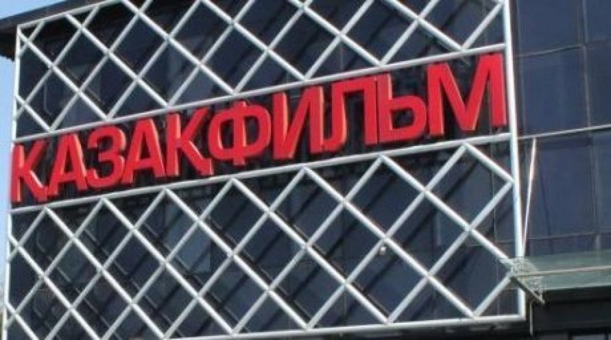 Almatyda «Elbasy joly. Beıbitshilik kindiginde» atty kınokartına jobasyn qorǵaý otyrysy ótti