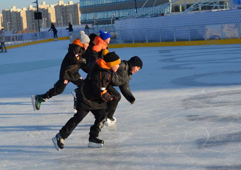 EKSPO aýmaǵynda Astanadaǵy eń úlken muz aıdyny ashyldy