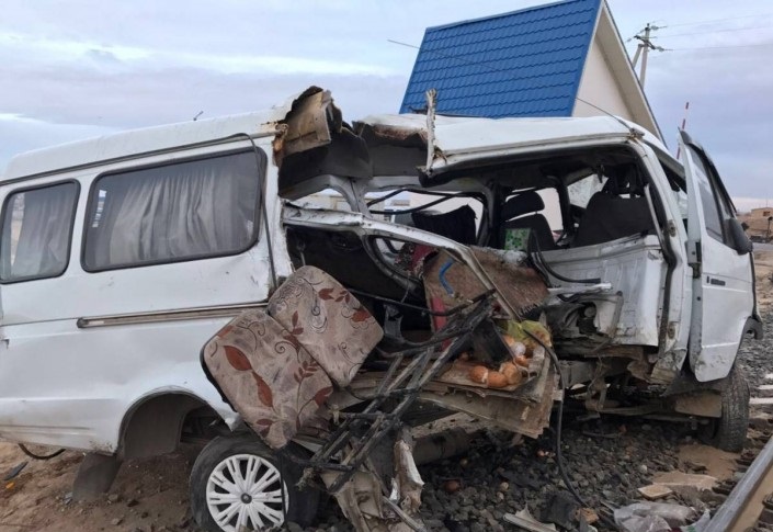 Mańǵystaýda jol apatynan 9 adam qaıtys boldy