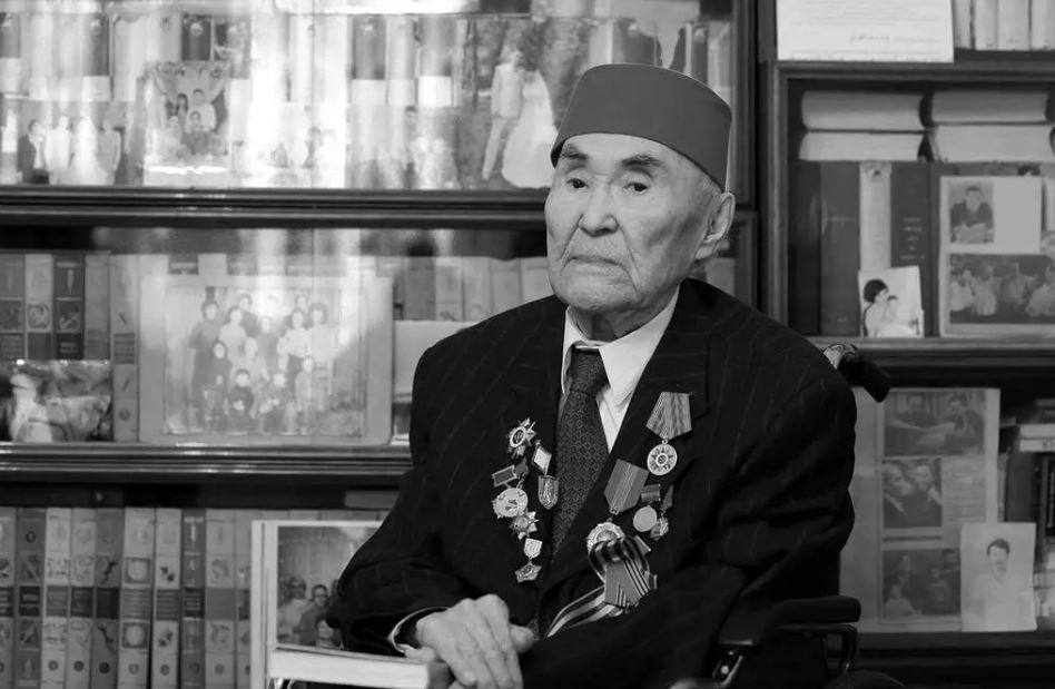 Muzafar Álimbaev...