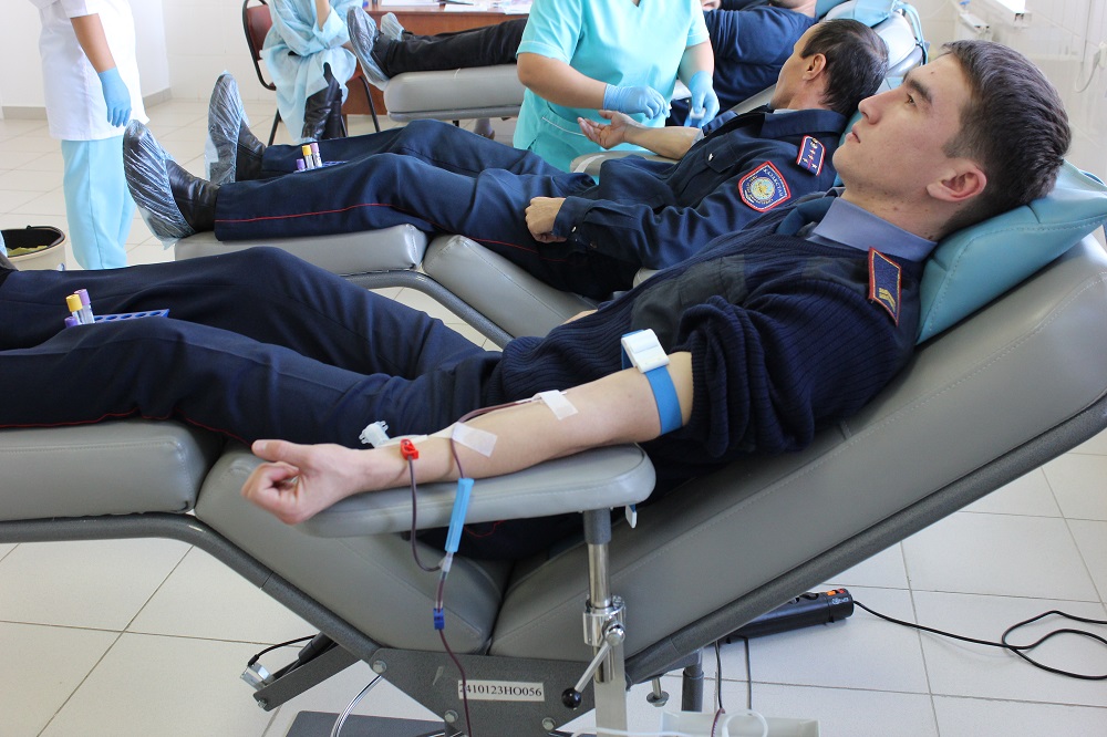 Jańaózendegi  jol apatynan zardap shegýshilerge kómek retinde poıseıler qan tapsyrdy