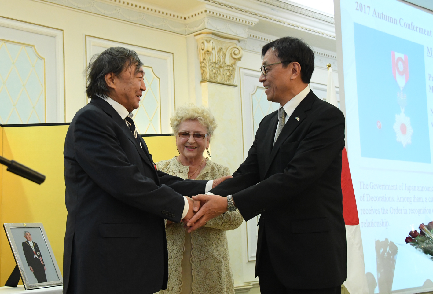 Oljas Súleımenov Japonııanyń «Kúnshyǵys eli» ordenimen marapattaldy