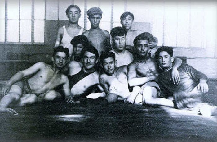 Lev Ejevskıı: Nursultan – kúresker jigit