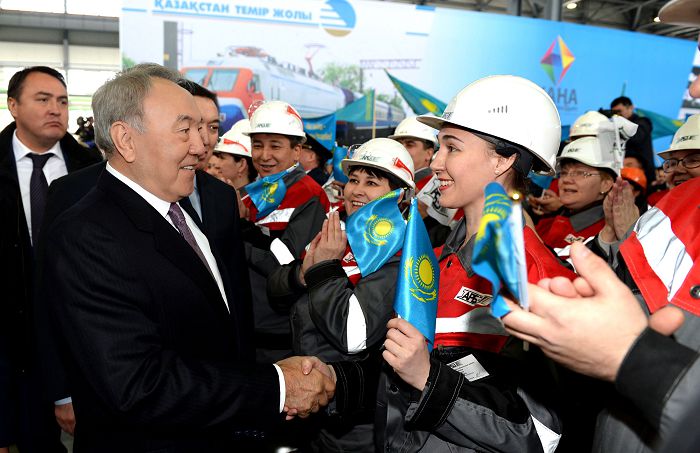 Táýelsizdik pen Elbasy – egiz uǵym