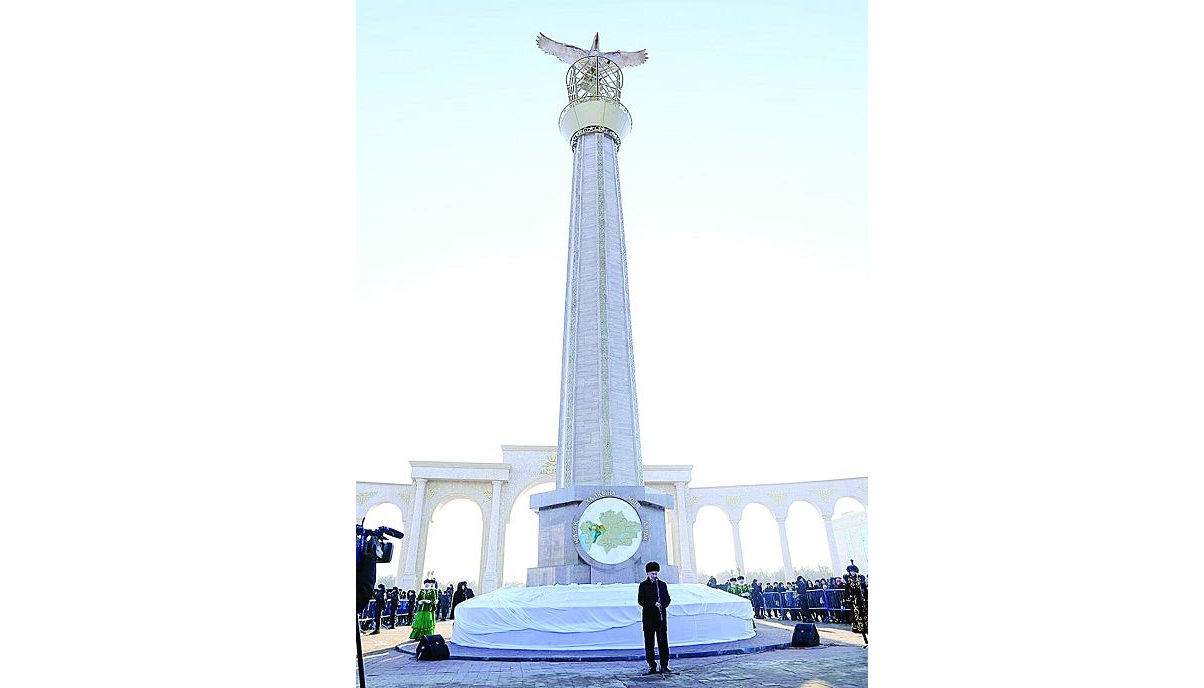 Alǵys arqalaǵan eskertkish