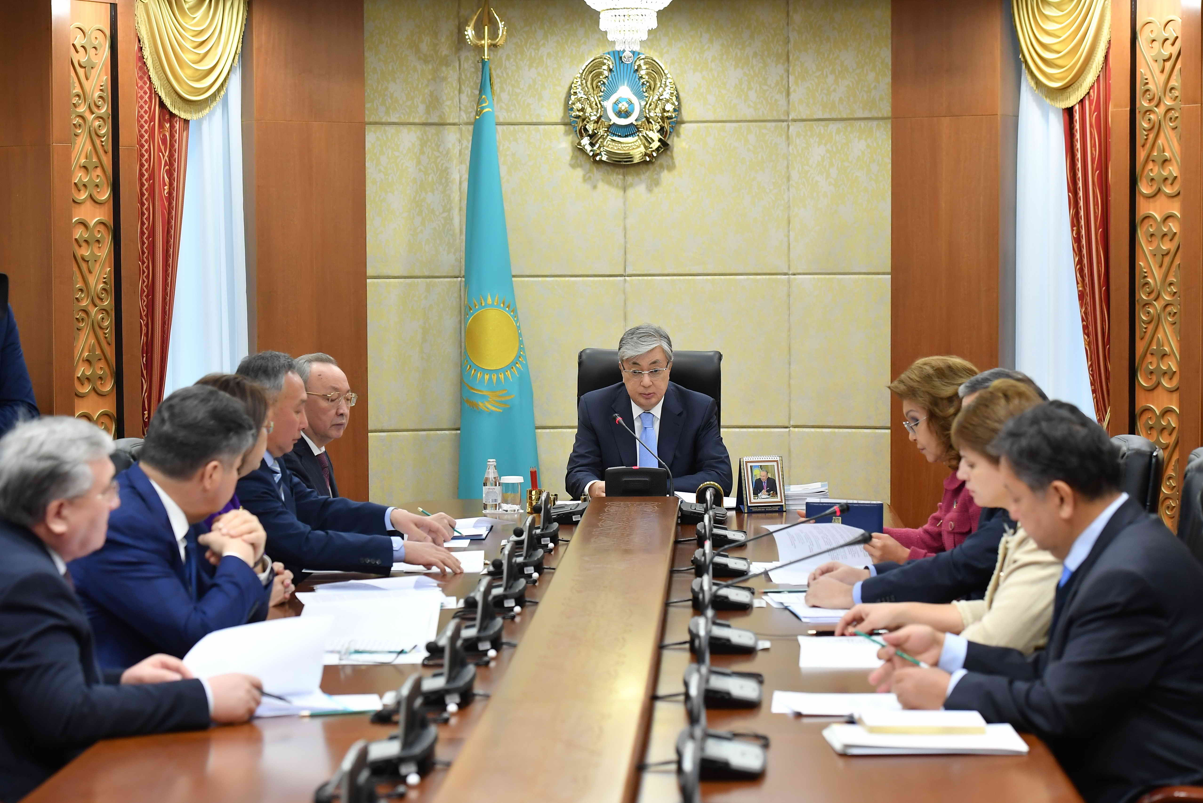 Senattyń Bıýro otyrysynda zań jobalary komıtetterge bólip berildi