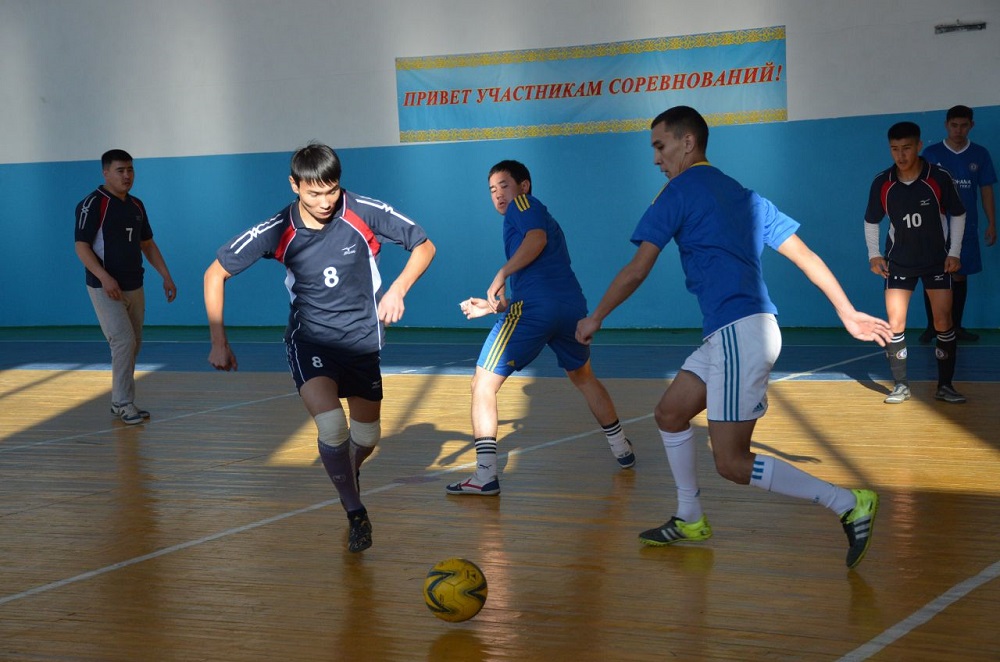 Kókpektide Barmaq batyr qurmetine fýtbol týrnıri bastaldy