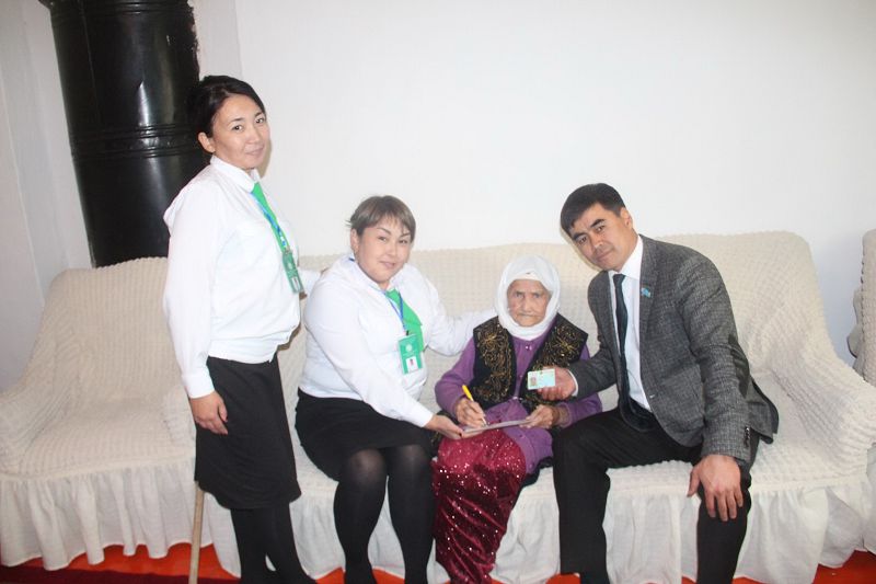 Júz jasynda jańa tólqujat aldy