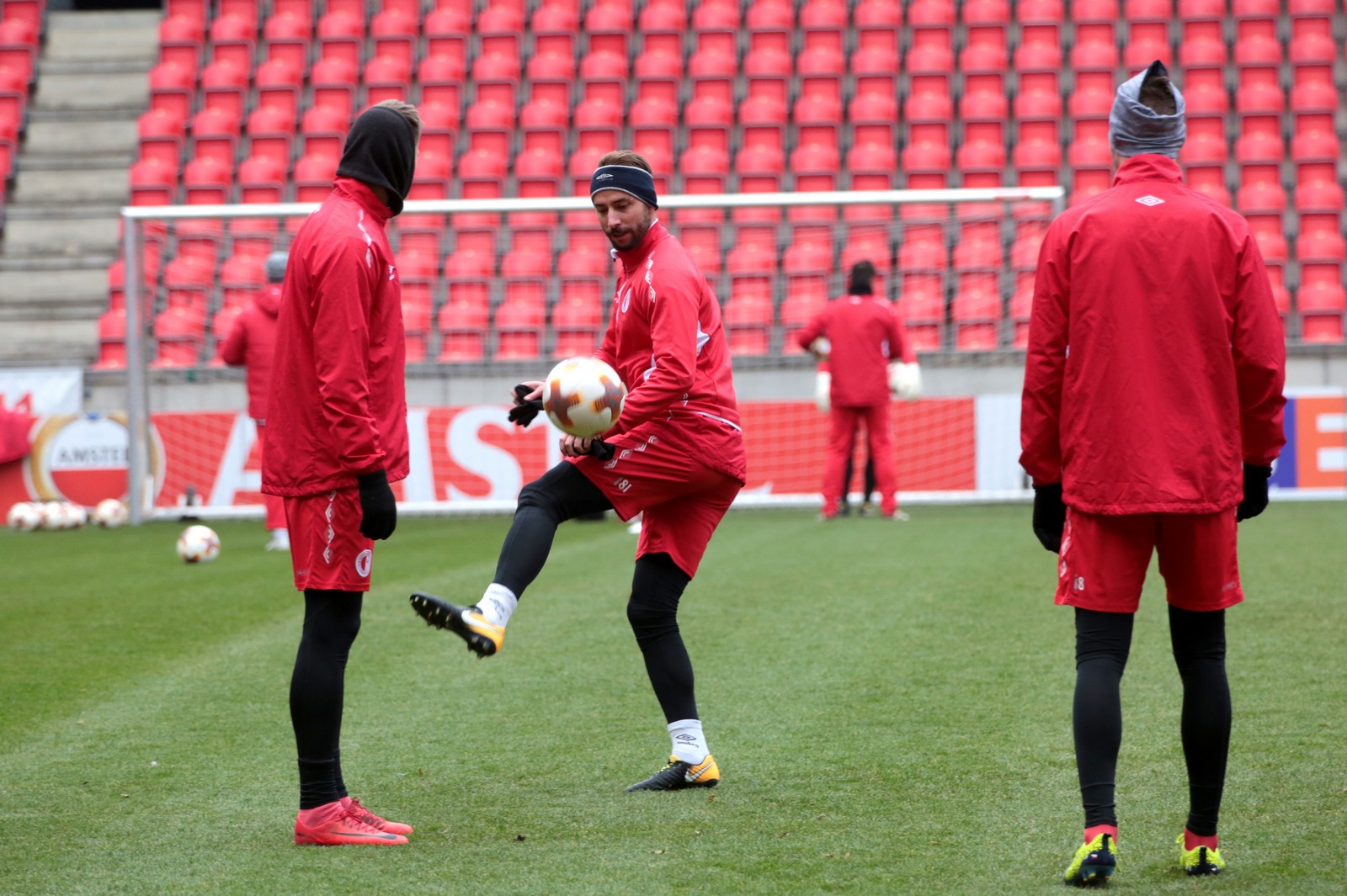 Topty jarar kez keldi