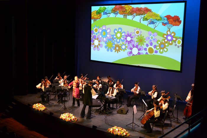 Gaagada «Qazaqstan Kameratasy» memlekettik klassıkalyq mýzyka ansambliniń konserti ótti
