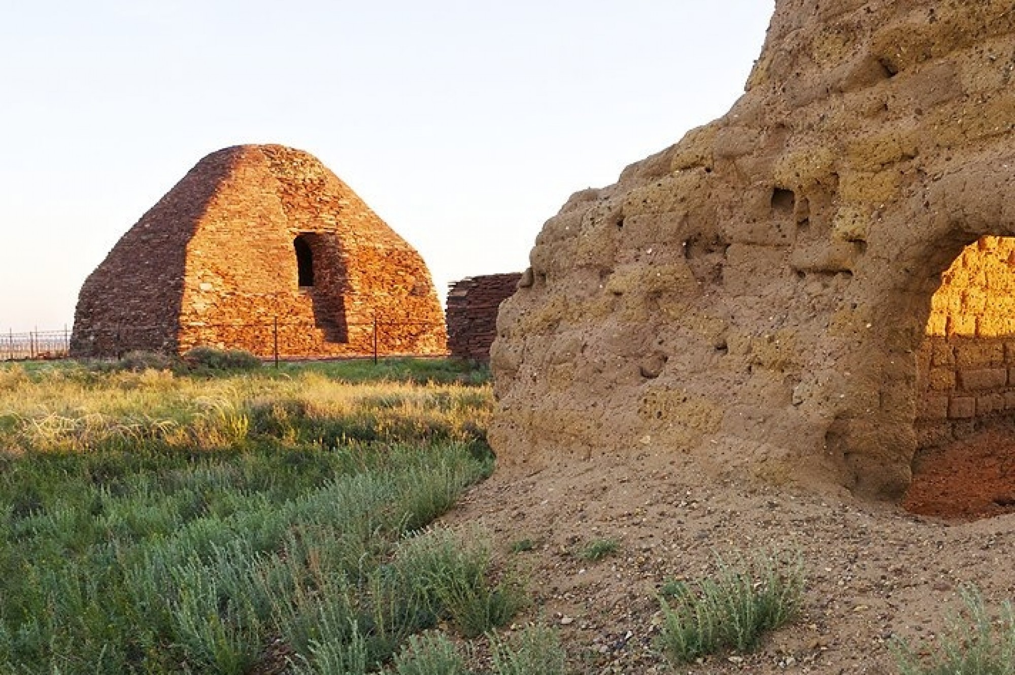Kıeli oryndar qundy qaǵazdardan kórinis tapsa