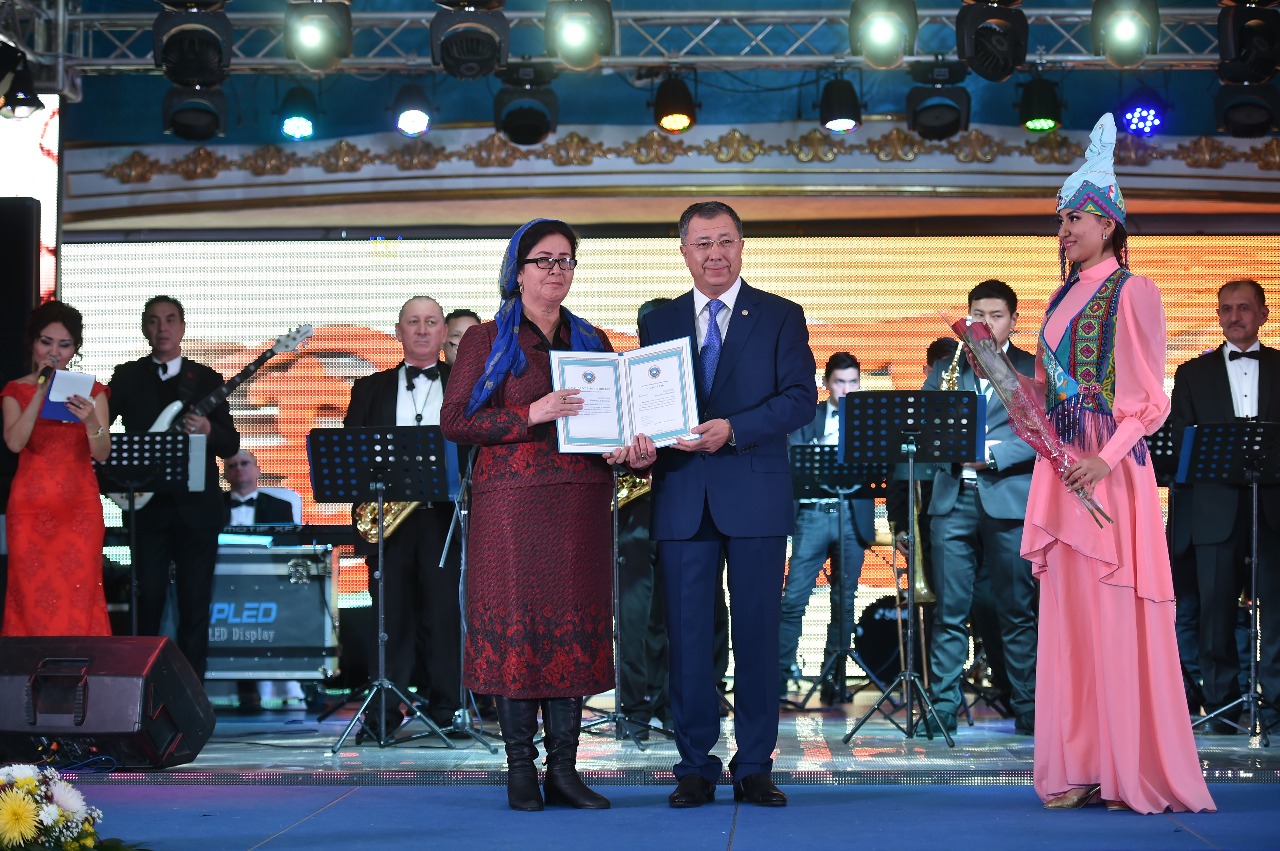 OQO-da «Astana – Táýelsizdiktiń jemisi» atty saltanatty jıyn ótti