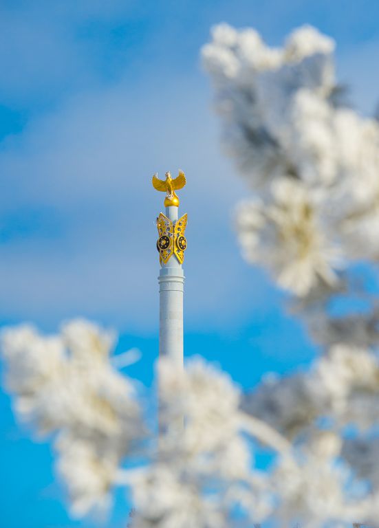 Asqar taýǵa kóleńke túspeıdi