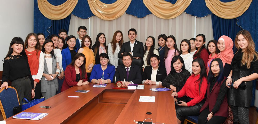 Bolashaq jýrnalıster «Egemen Qazaqstanda» qonaqta boldy 