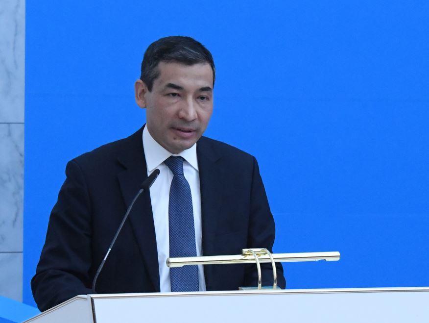 Sanat Kóshkinbaev: «Táýelsizdik dáýiri» kitaby óte qyzyqty ári jandy stılde jazylǵan