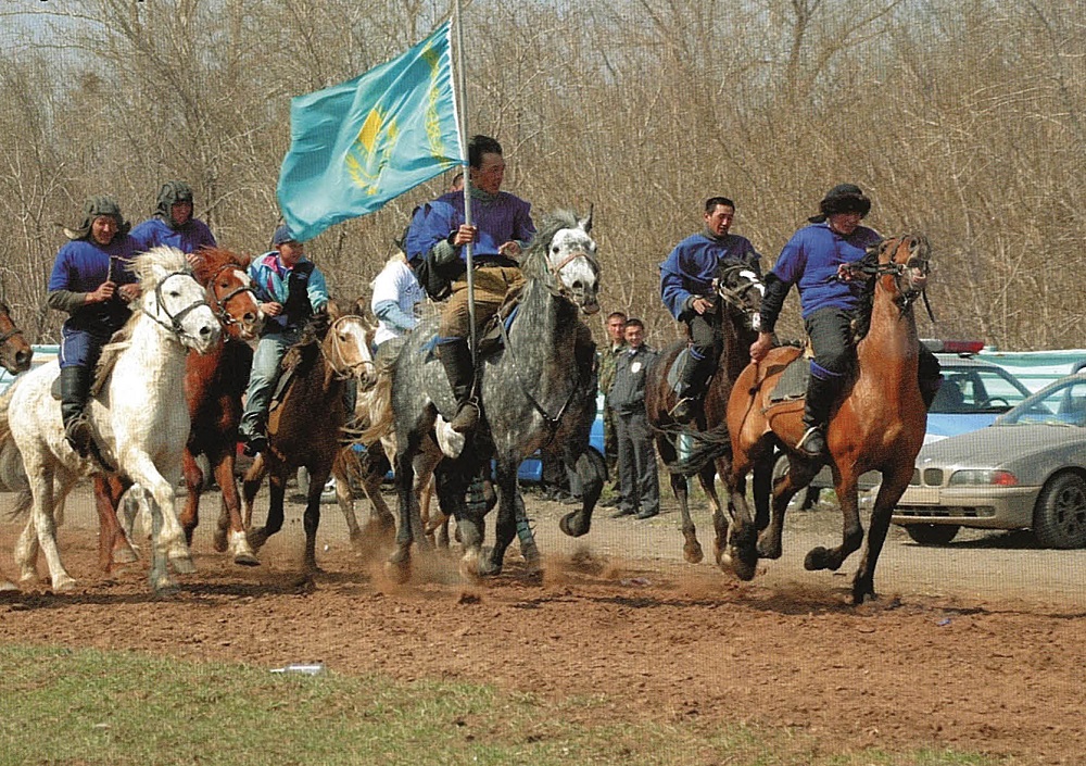 Qazaq – qashanda qazaq!