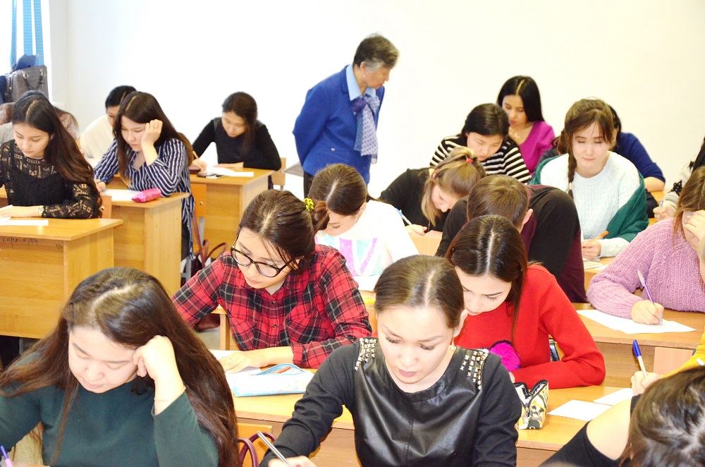 Qostanaıda latyn álipbıinen baıqaý ótti