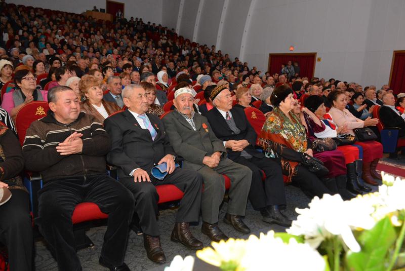 Ardagerlerdiń aýqymdy basqosýy