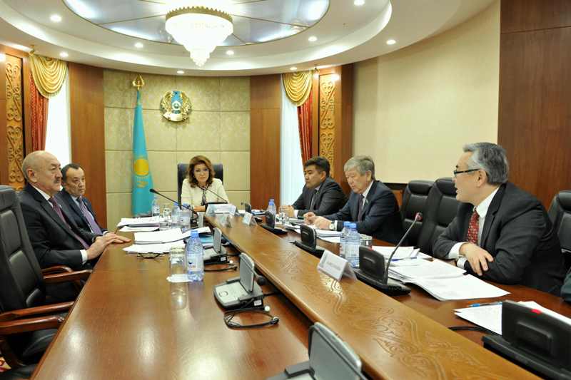 Komıtette Qazaqstan-Túrkimenstan arasyndaǵy sharttar qaraldy