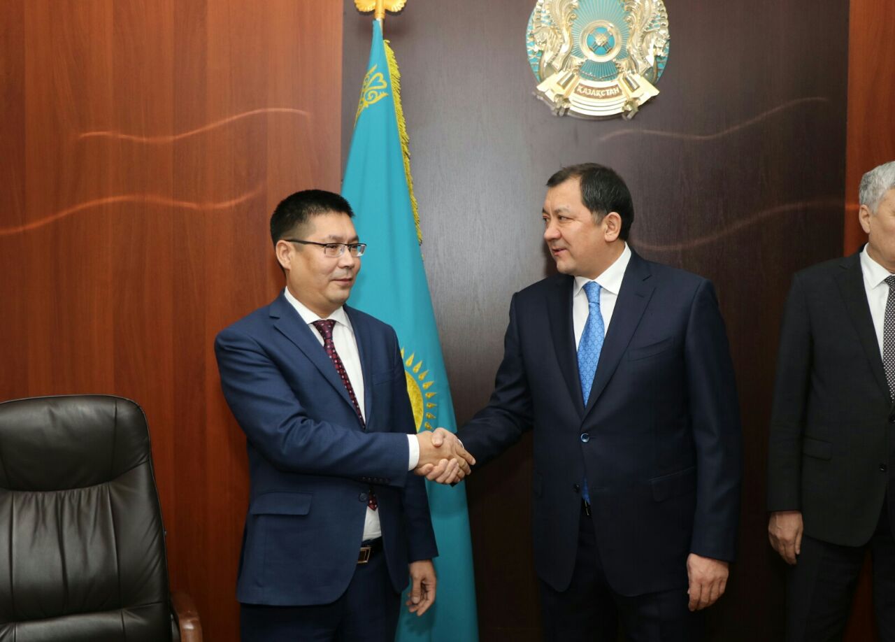 Atyraý oblystyq bilim berý basqarmasynyń jańa basshysy taǵaıyndaldy