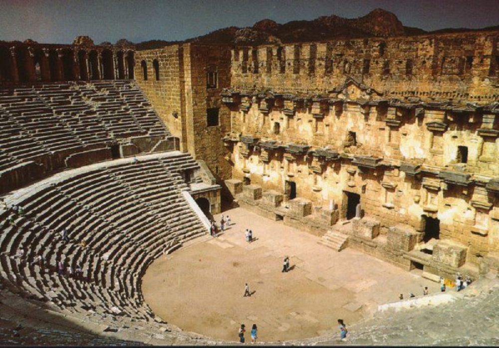 Jýrnalıst jazbalary: Aspendos ańyzy