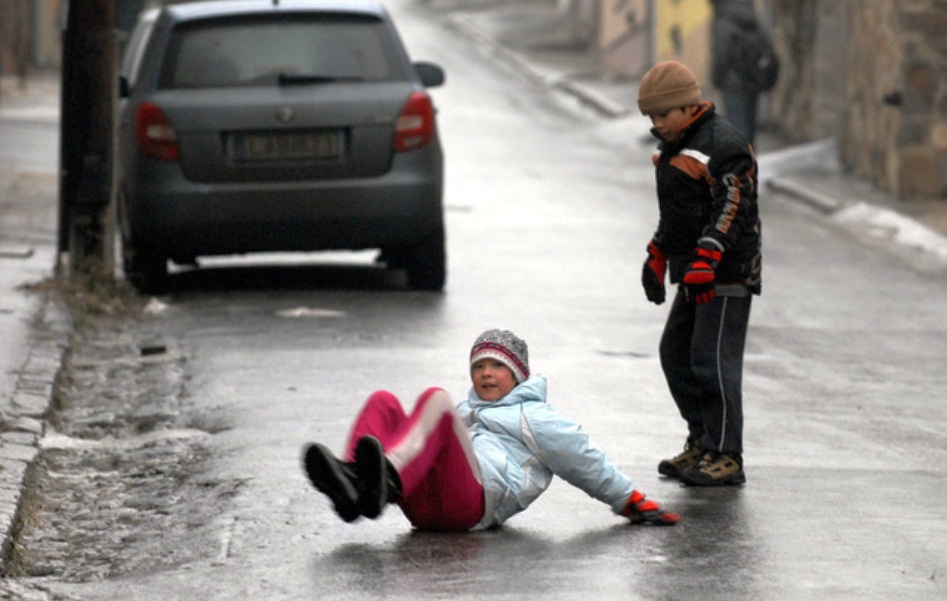 О́skemen men Semeı mektepterinde kóktaıǵaqqa baılanysty sabaq toqtatyldy