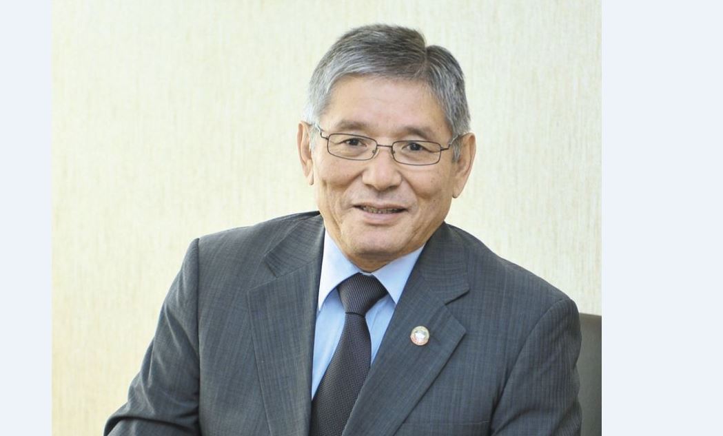 Qaısar minezdi ǵalym 
