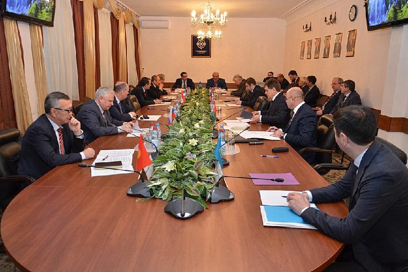 UQShU Turaqty Keńesin Qazaqstan ókili basqarady