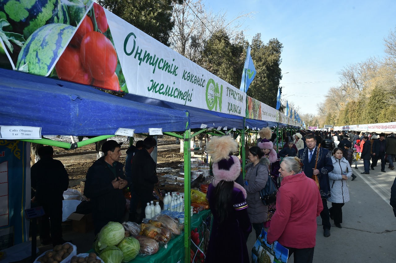 OQO-da aýyl sharýashylyǵy ónimderiniń jańa jyldyq jármeńkesi ótti