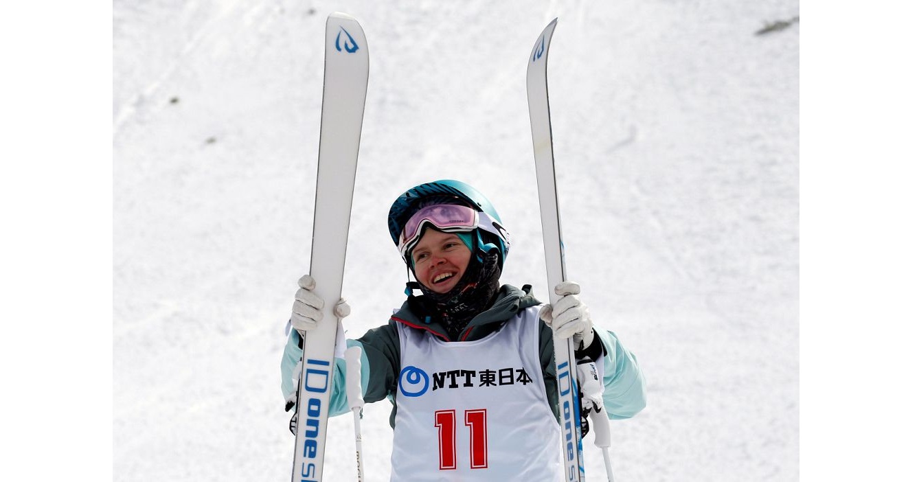 Iýlııa, senen altyn kútemiz!