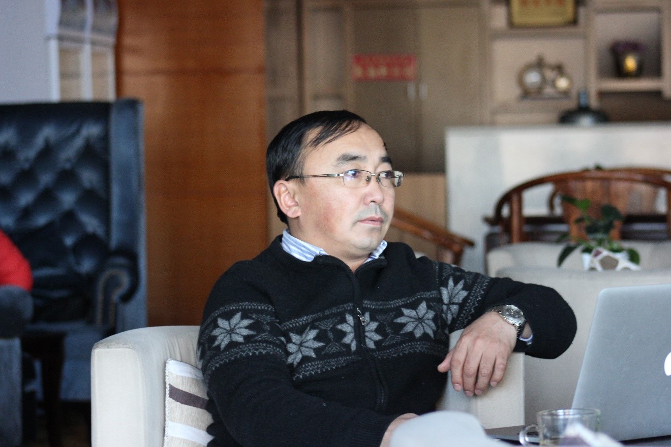 Aıqyn Jasan: «Qazaqstanda Altaı mádenıetin zertteý kúsheıse eken»