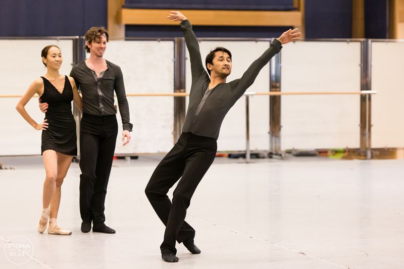 Oı qımyldan ozyp turady