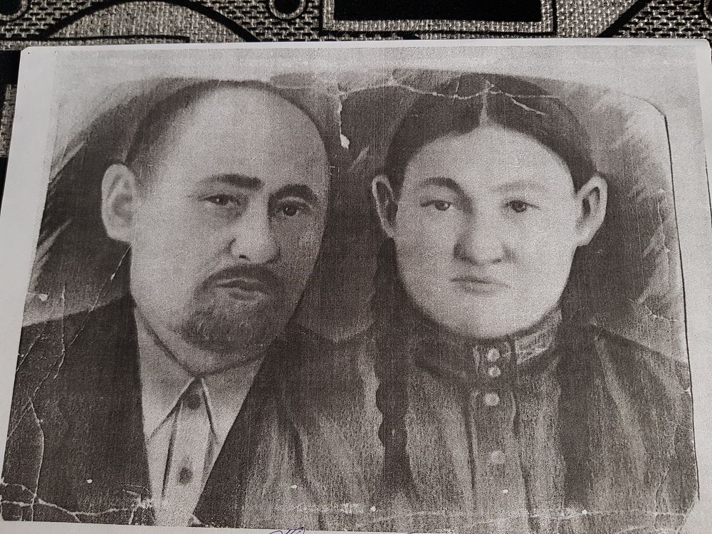 Aǵaıyndy Sársenovter: bir áýlettiń taǵdyr-talaıy