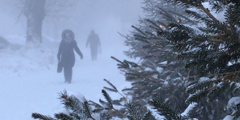 Astanada aýa raıynyń qolaısyzdyǵyna baılanysty tótenshe jaǵdaı jarııalandy