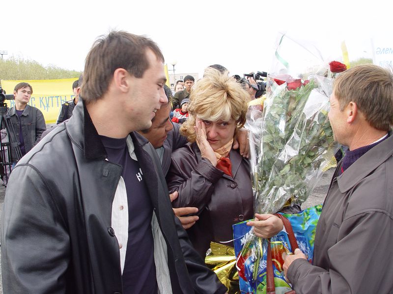 Ilınniń anasy nege jylady?