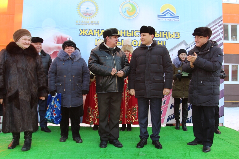 Oralda 276 páterlik kópqabatty eki úı paıdalanýǵa berildi