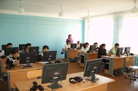 Senatorlar bilim ordasyn aralady
