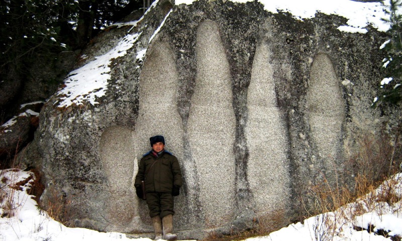 «Bes saýsaq» kıeli oryndar tizimine qashan enedi?